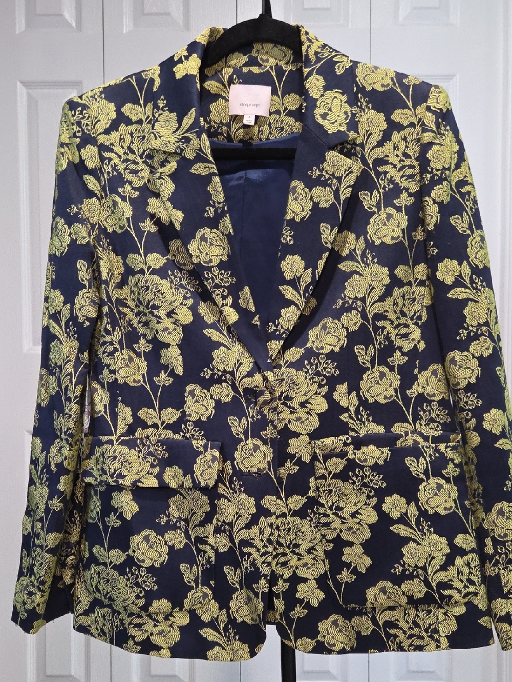 Sz 4 - Cinq Á Sept Navy and Yellow Floral Jacquard Blazer